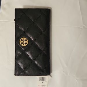 Brand New black Quilted Tory Burch Wallet